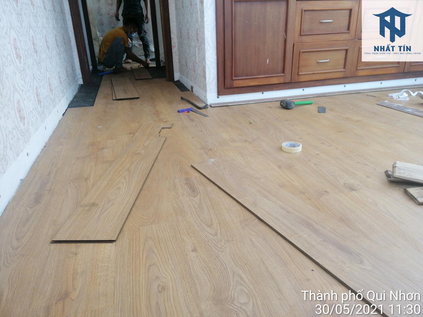 thi công sàn gỗ công nghiệp bình định