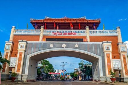 Thị xã An Nhơn - Bình Định nơi Nhất Tín thi công sàn gỗ nhà anh Tiến