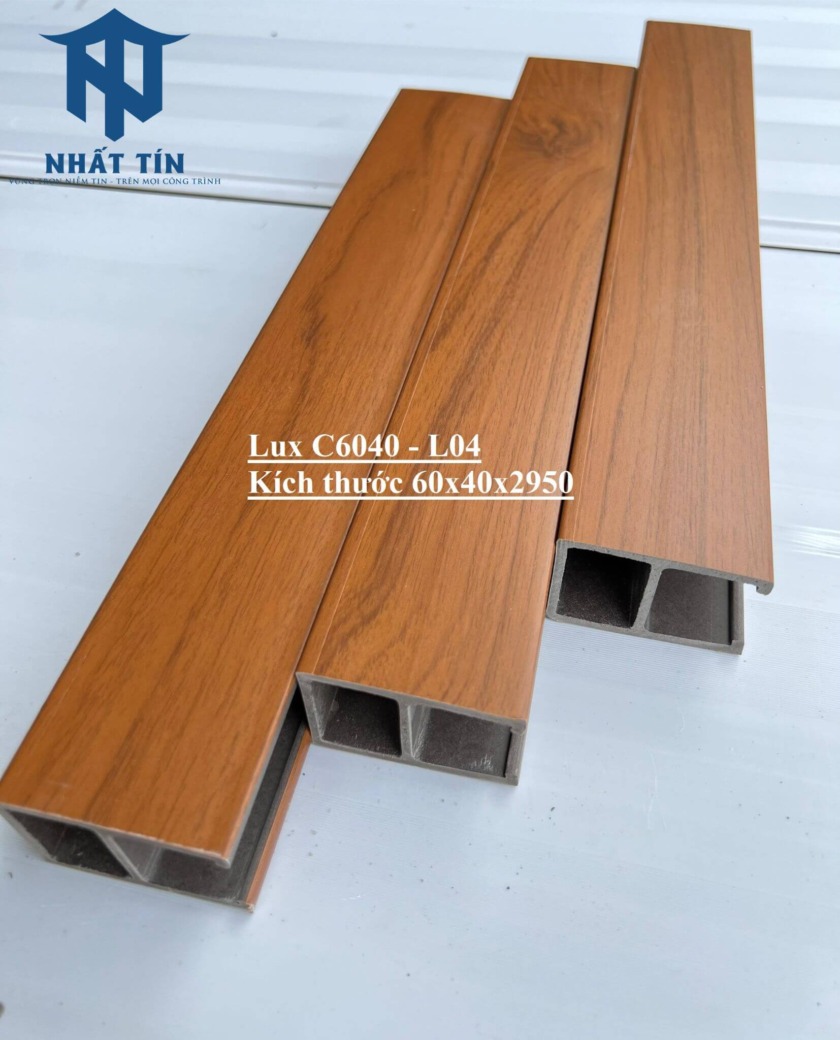Thanh lam trần nhựa giả gỗ C6040-L04