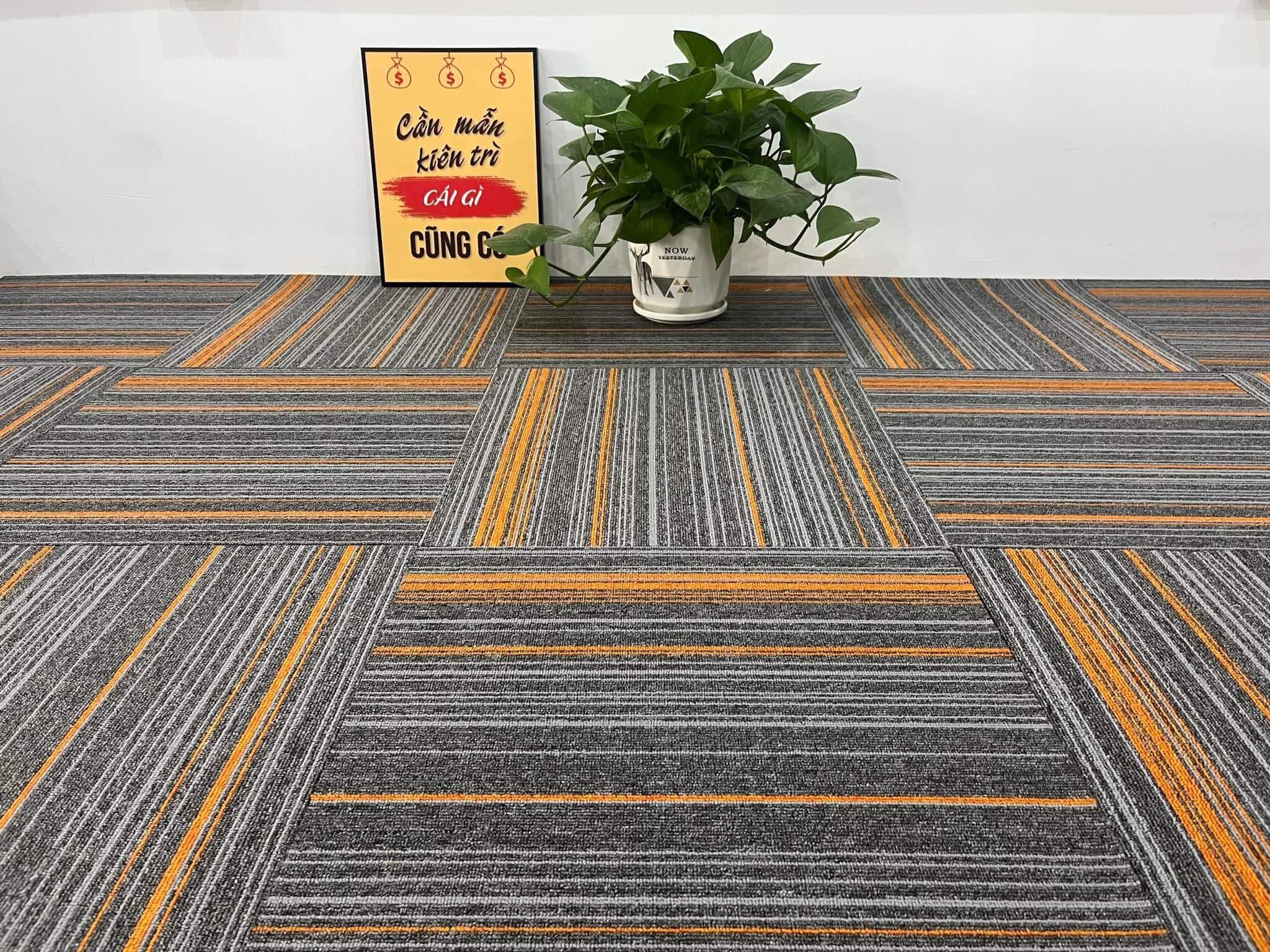 Thảm trải sàn được thiết kế theo dạng tấm