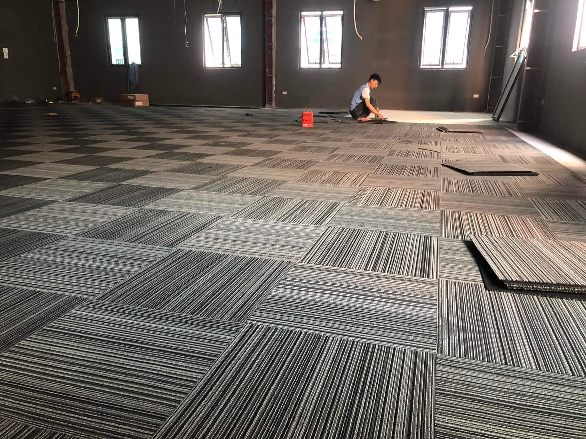 Thảm trải sàn thường được dùng cho các văn phòng bởi nhiều ưu điểm